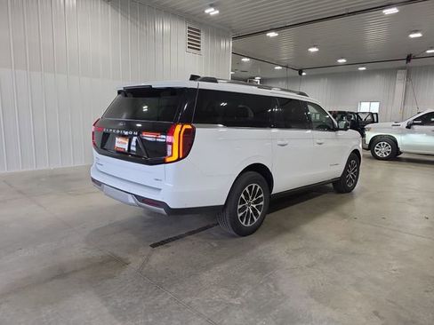 Used 2025 Ford Expedition Max Platinum AWD/4WD image 8