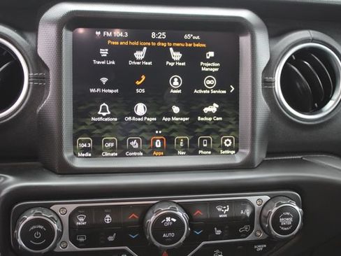 Used 2022 Jeep Wrangler Unlimited Sahara w/ Cold Weather Group AWD/4WD image 22