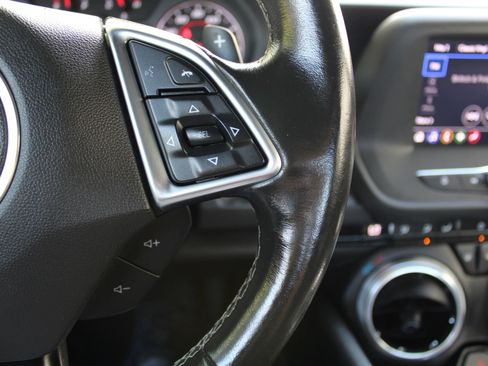 Used 2022 Chevrolet Camaro LT RWD image 12
