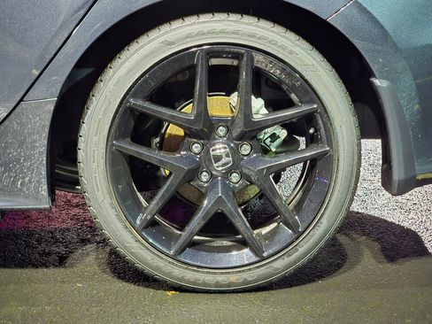 Certified 2025 Honda Civic Sport image 28