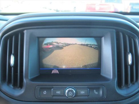 Used 2021 Chevrolet Colorado W/T w/ WT Convenience Package image 22