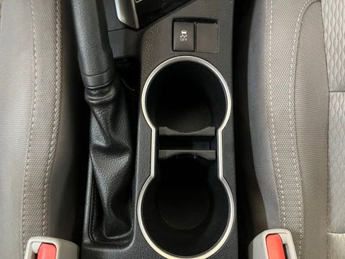 Used 2016 Toyota Corolla LE image 14