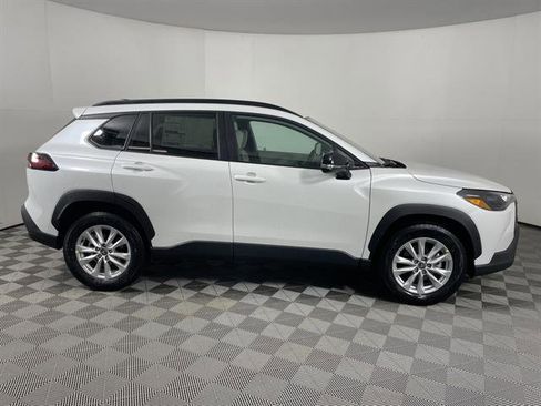 New 2026 Toyota Corolla Cross LE image 8
