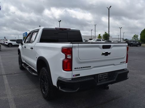 Used 2023 Chevrolet Silverado 1500 ZR2 AWD/4WD image 9