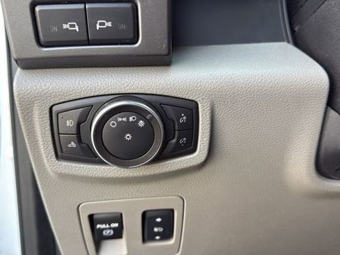 Used 2018 Ford F150 XLT w/ Equipment Group 301A Mid image 22