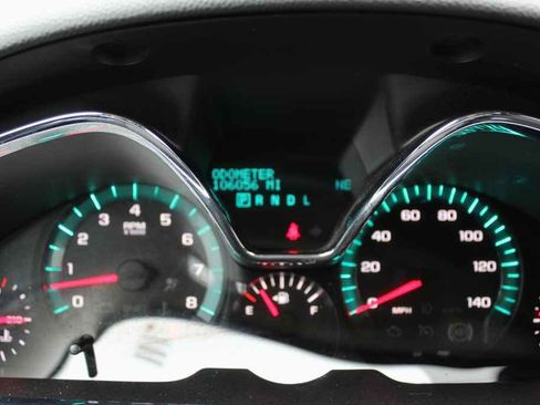 Used 2017 Chevrolet Traverse LT w/ LPO, 'HIT The Road' Package image 15