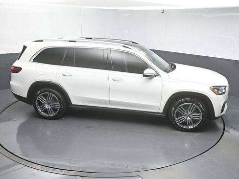 Used 2026 Mercedes-Benz GLS 450 4MATIC image 52