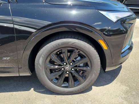 New 2026 Buick Envista Sport Touring w/ Convenience I Package FWD image 4