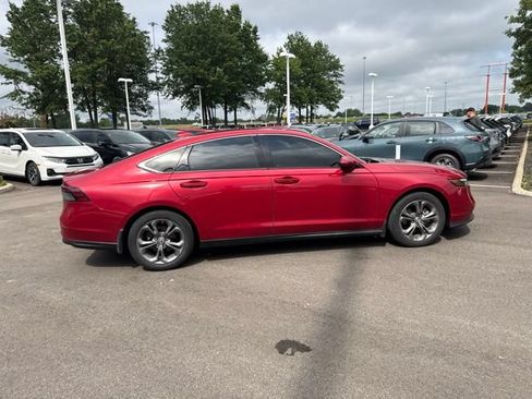 Used 2024 Honda Accord EX image 10