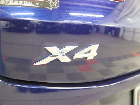 Used 2022 BMW X4 xDrive30i w/ Premium Package 2 AWD/4WD image 11