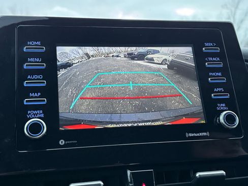 Certified 2022 Toyota Camry LE image 20