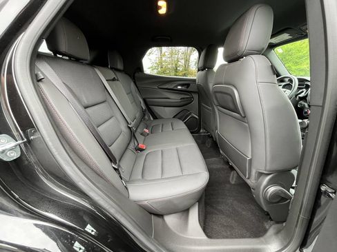 Used 2023 Chevrolet TrailBlazer RS AWD/4WD image 20