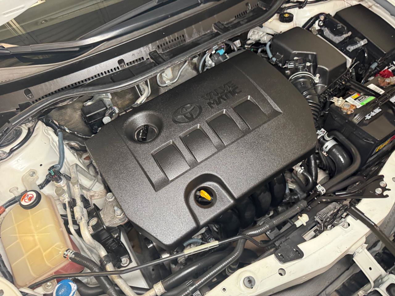 Used 2017 Toyota Corolla iM FWD image 37