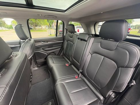 Used 2022 Jeep Grand Cherokee Limited 4xe w/ MOPAR Finishing Package AWD/4WD image 28