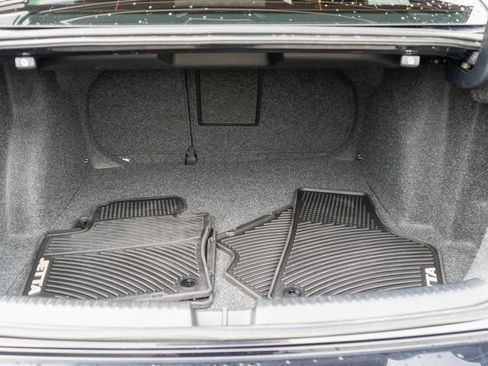 Used 2017 Volkswagen Jetta GLI FWD image 10