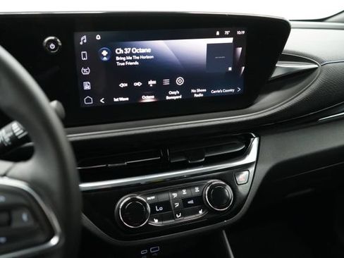 Used 2024 Buick Envista Sport Touring w/ Convenience I Package FWD image 25