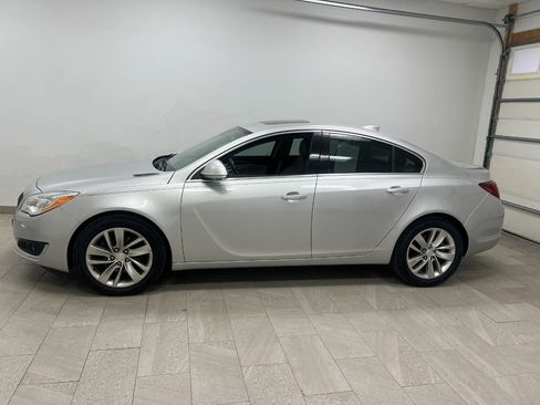 Used 2016 Buick Regal image 5