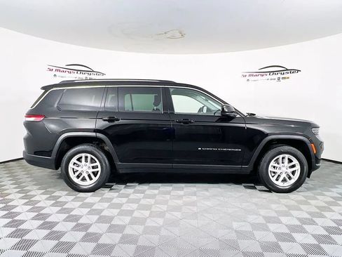 Used 2023 Jeep Grand Cherokee L Laredo AWD/4WD image 9