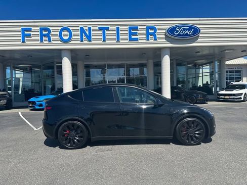 Used 2023 Tesla Model Y Performance AWD/4WD image 1