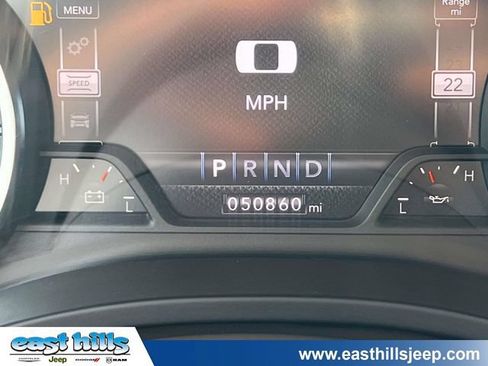 Used 2022 RAM 1500 Laramie AWD/4WD image 29