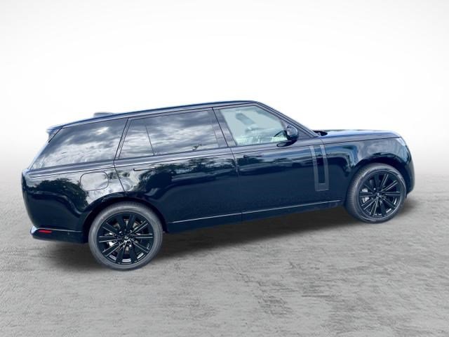 New 2027 Land Rover Range Rover Long Wheelbase SE AWD/4WD image 7