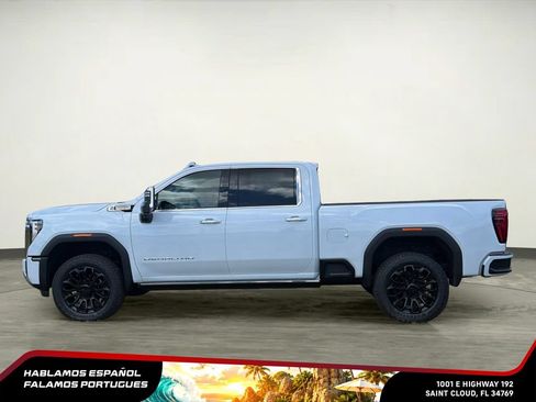 New 2026 GMC Sierra 2500 Denali w/ Denali Reserve Package AWD/4WD image 3