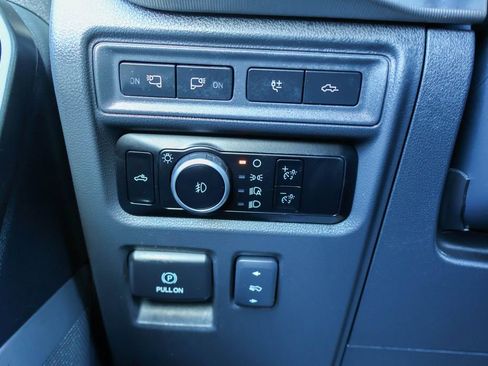 Used 2023 Ford F150 Raptor w/ Raptor Carbon Fiber Package image 19