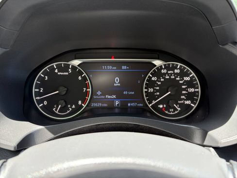 Used 2025 Nissan Altima 2.5 SV FWD image 40
