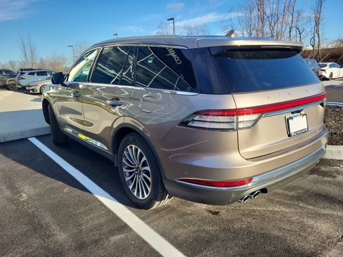 Used 2020 Lincoln Aviator Reserve w/ Equipment Group 201A image 3