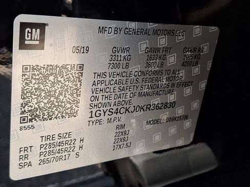 Used 2019 Cadillac Escalade Premium Luxury AWD/4WD image 29