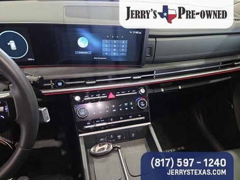 Used 2025 Hyundai Santa Fe Limited image 10