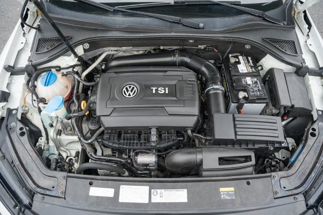 Used 2016 Volkswagen Passat 1.8T SE FWD image 17