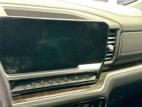 Used 2022 GMC Sierra 1500 Elevation image 4