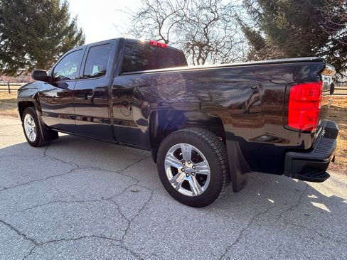 Used 2016 Chevrolet Silverado 1500 Custom w/ Custom Convenience Package image 3