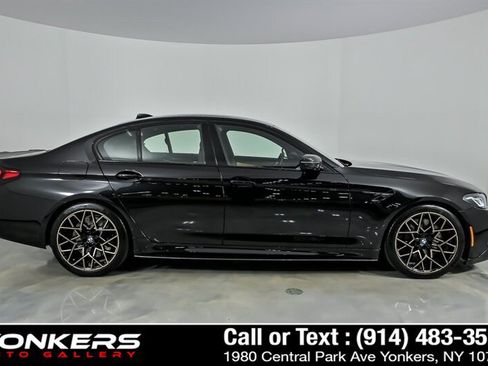 Used 2022 BMW M5 w/ Competition Package AWD/4WD image 11