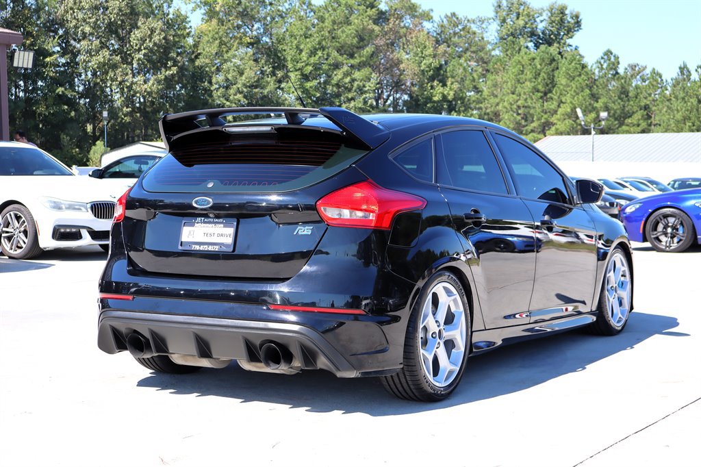 Used 2017 Ford Focus RS AWD/4WD image 7