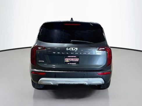 Used 2022 Kia Telluride LX AWD/4WD image 7