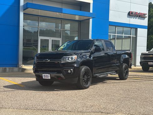 Used 2022 Chevrolet Colorado Z71 w/ Trail Boss Package AWD/4WD image 33