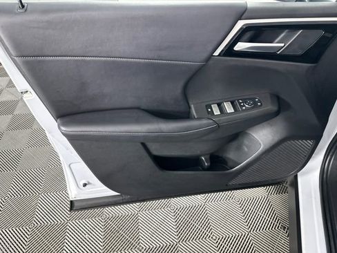 Used 2023 Mitsubishi Outlander SE AWD/4WD image 19
