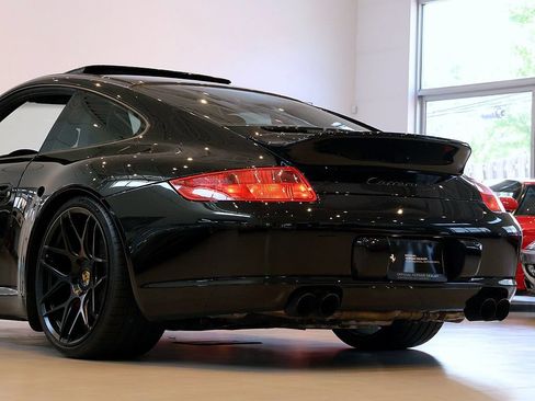 Used 2005 Porsche 911 Carrera S RWD image 47