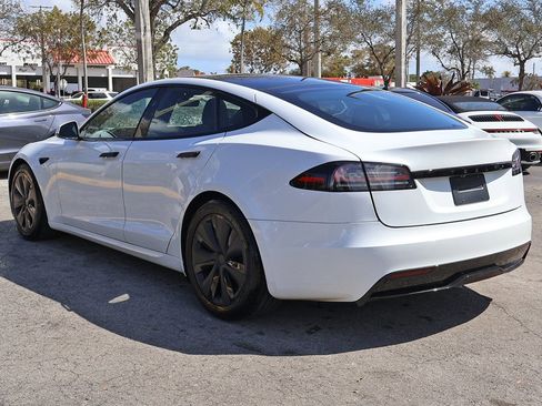 Used 2023 Tesla Model S Standard Range image 10
