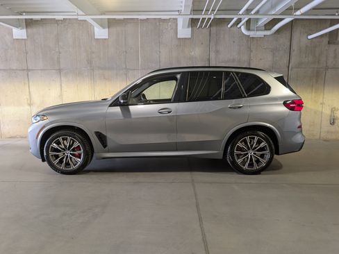 Used 2024 BMW X5 M60i w/ Climate Comfort Package image 2