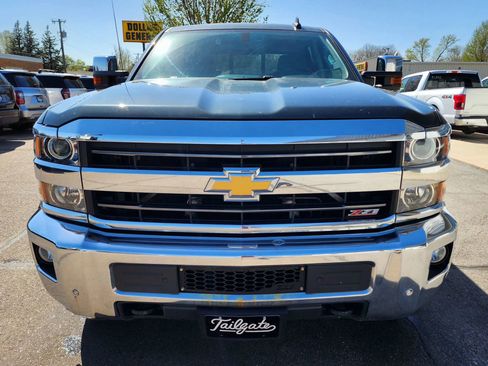 Used 2018 Chevrolet Silverado 2500 LTZ w/ LTZ Plus Package AWD/4WD image 3