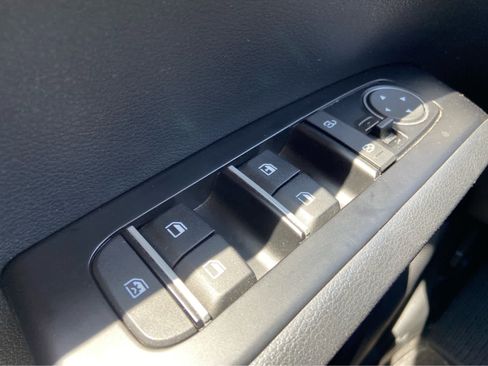 Used 2021 Kia Soul LX FWD image 22
