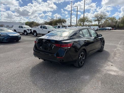 Used 2025 Nissan Sentra SV image 5