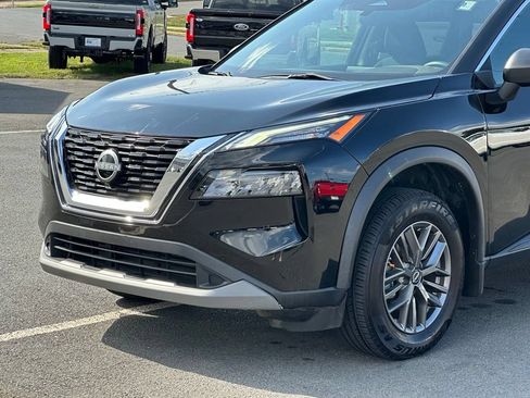 Used 2023 Nissan Rogue S FWD image 32