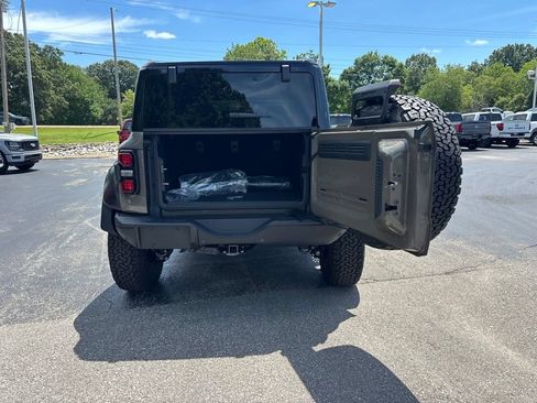 New 2026 Ford Bronco Raptor AWD/4WD image 18
