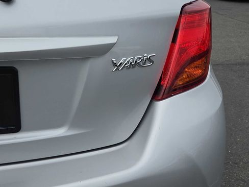 Used 2016 Toyota Yaris L FWD image 15