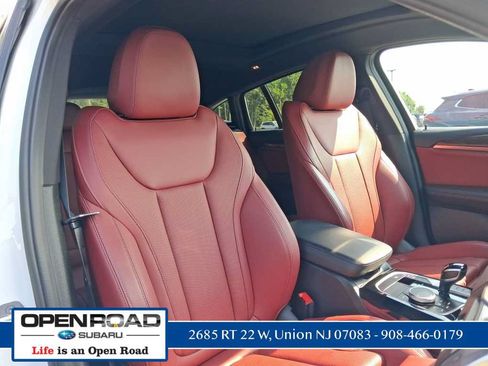 Used 2023 BMW X4 xDrive30i w/ Convenience Package AWD/4WD image 17