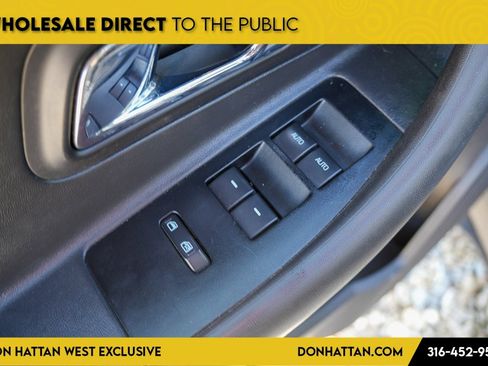 Used 2010 Ford Taurus Limited image 15